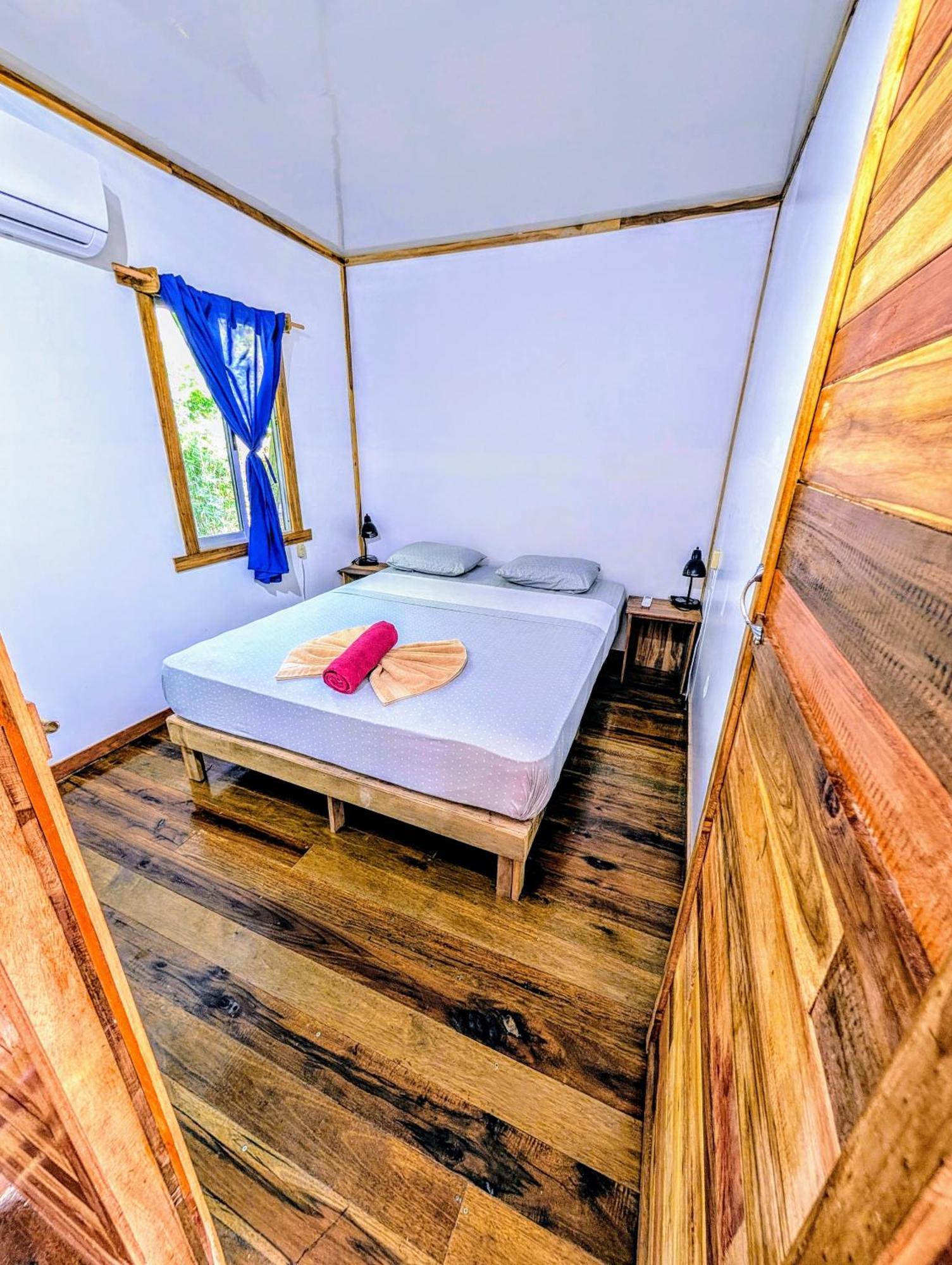 Arboura Eco Cabins Uvita Esterno foto